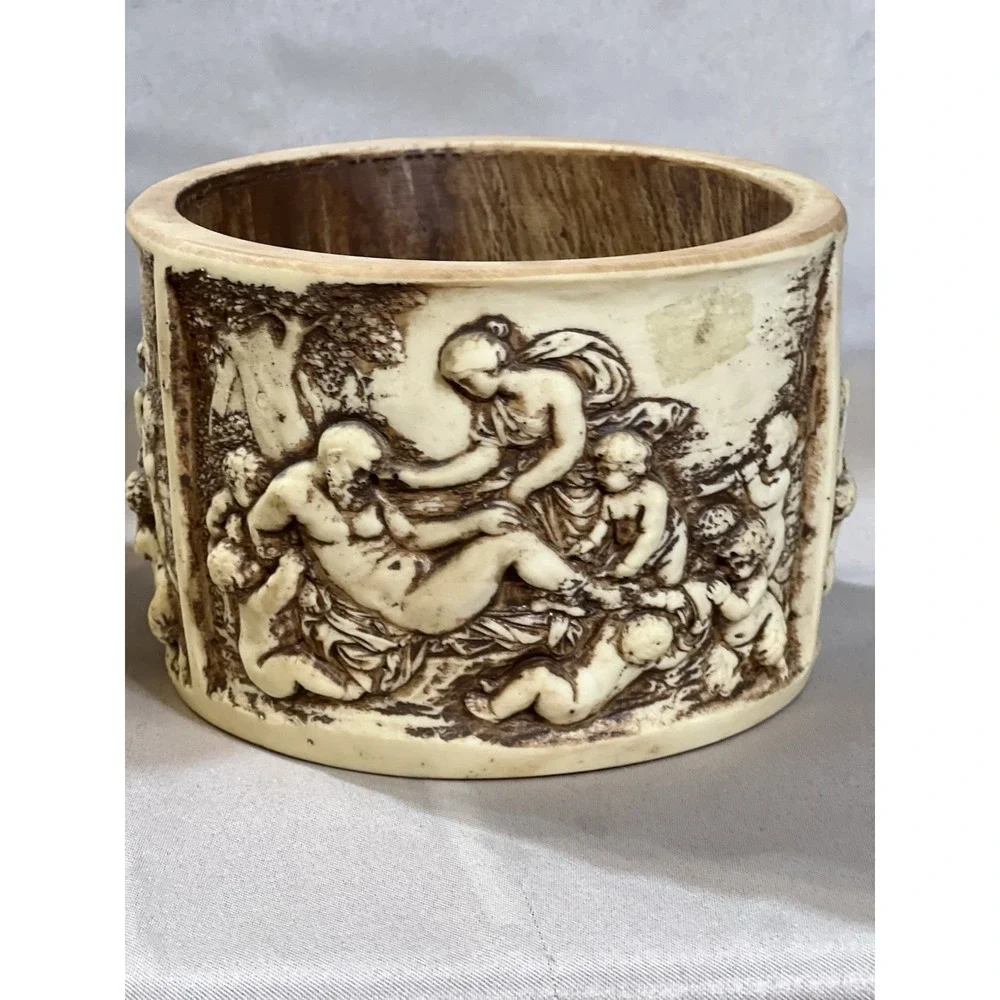 STUNNING GREEK PLANTER 
